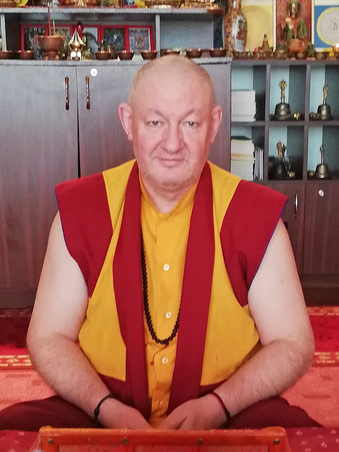 Koppány Láma (Kasza Miklós Koppány felhatalmazott buddhista Dharma tanító)